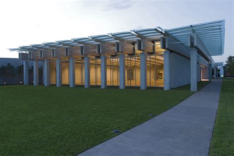 Pabellón De Renzo Piano En El Museo De Arte Kimbell Sobre