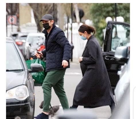 Pregnant Christine Lampard Covers Her Baby Bump While Husband Frank Carries The Shopping As They