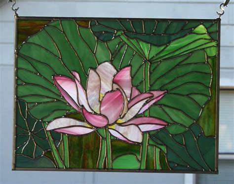 Lotus By Carol Boyette Stained Glass Flowers Stained Glass Diy