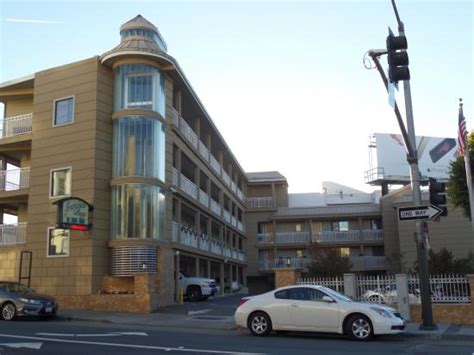 Francisco bay inn also features a front desk safe and an elevator. 2 - Photo de Francisco Bay Inn, San Francisco - Tripadvisor