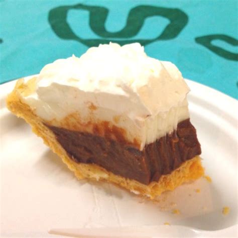 My husband doesn't like whipped cream so i actually made it without that and it was still very good. Chocolate haupia pie! #teds | Haupia pie, Food, Yummy