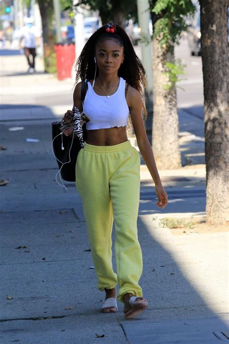 Skai Jackson Is All Smiles As She Heads Into Dwts Studio In Los Angeles