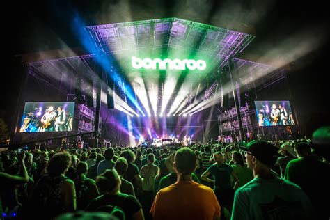 Bonnaroo Music Festival 2017 Releases An Incredible Lineup The Weeknd U2 Crystal Castles
