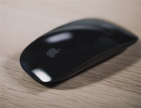 The mouse detects the difference between gestures on the surface. Apple Magic Mouse 2 » Gadget Flow