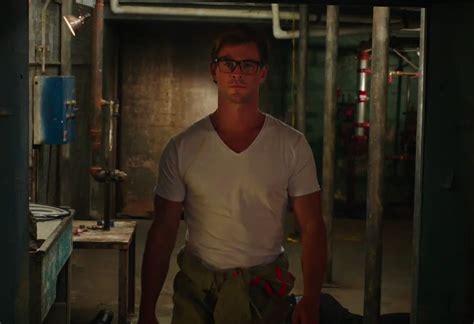 who does chris hemsworth play in ghostbusters he s more than just a secretary