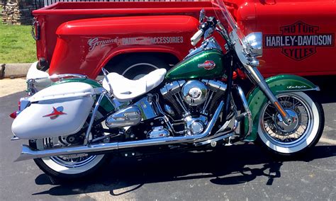 Mileage 2013 deluxe candy apple lowered 16ape hangers vance and hines fishtails professionally tuned. 2013 Harley-Davidson Softail Deluxe - Dennis Kirk - Garage ...