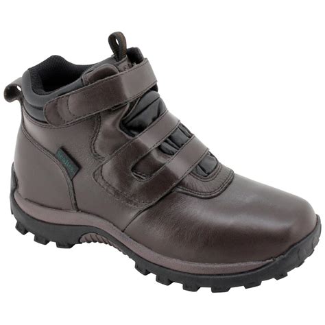 Based on the script by quan yongxian, cliff walkers is director zhang yimou's first foray into the spy genre. Men's Propet® Cliff Walker Strap Hiking Boots - 234500 ...