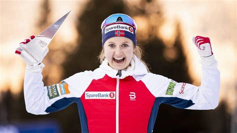 Ski De Fond Ingvild Flugstad Oestberg S Attache Les Services De L Ancien Coach De Therese