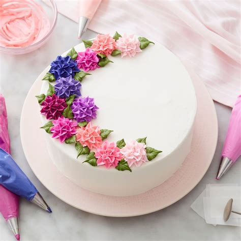 Floral Cake Wilton Cake Decorating Wilton Cake Decorating