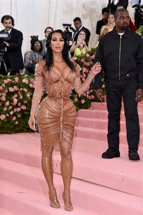Kim Kardashians See Through Met Look Is Inspired By This Sexy Wet Pic