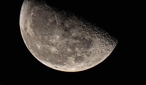 Descubren Que La Luna Se Está Oxidando Y La Tierra Podría Ser La Causa