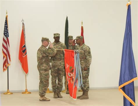 101st And 98th Expeditionary Signal Battalions Transfer Of Authority