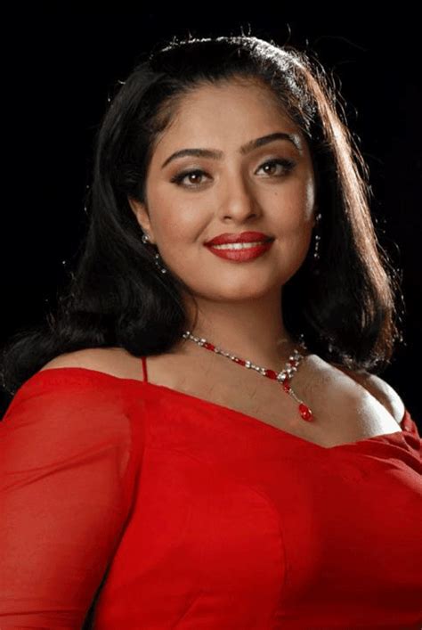 Hot Tamil Actress Mumtaj Photos