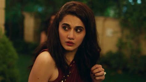 Taapsee Pannu In Maroon Sari From Thappad Amazon Prime Video