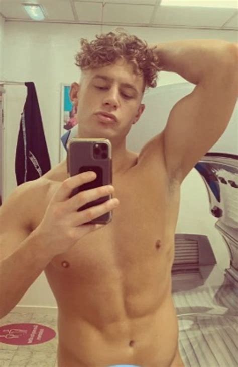 Geordie Shore Star Scotty T Selling Nudes On Onlyfans Amid Bankruptcy Au — Australia
