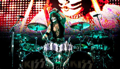 Check spelling or type a new query. KISS HD Wallpaper | Background Image | 2126x1235 | ID:765361 - Wallpaper Abyss