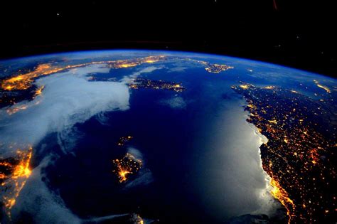 Photos Stunning Views Of Earth From Astronaut Scott Kellys Year In