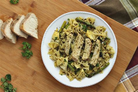 Start with a base of peas and corn in a broth gravy, then layer with leftover pork tenderloin and top with creamy mashed potato. Simple Roasted Pork Tenderloin Pesto Pasta
