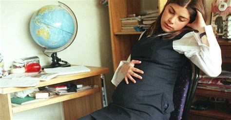 10 Cosas Que Piensa Una Adolescente Embarazada