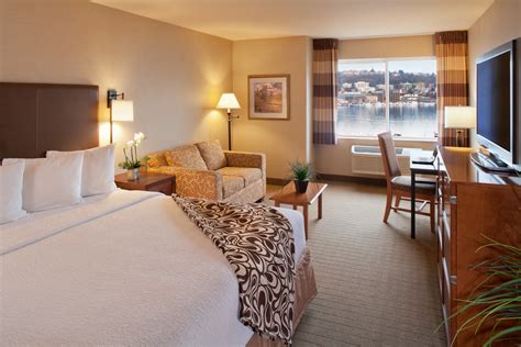 See 504 traveller reviews, 64 candid is silver cloud inn bellevue located near the city centre? Rekindle your love at these romantic movie locations from ...