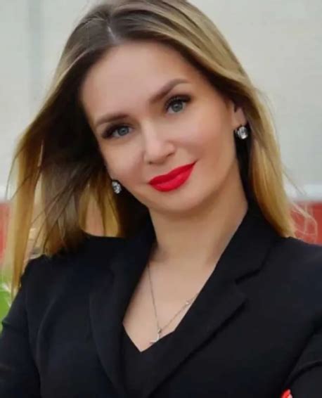 Marina Ovsyannikova Bio Net Worth Husband Age Nationality Wiki