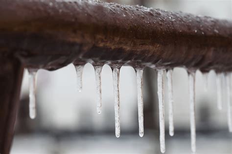 How Frozen Pipes Can Result In Extensive Water Damage