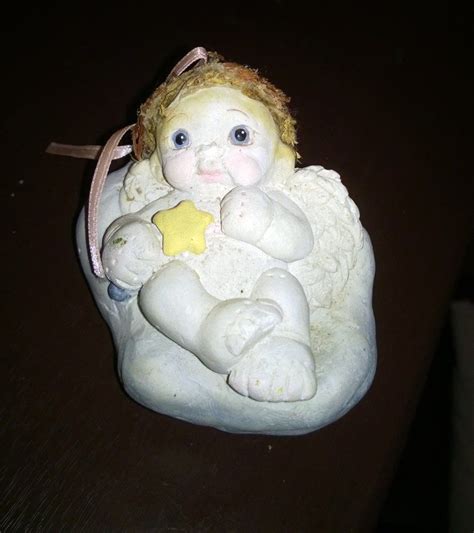 1991 dreamsicles angel laying on a cloud with a star wand figurine 302241 star wand angel