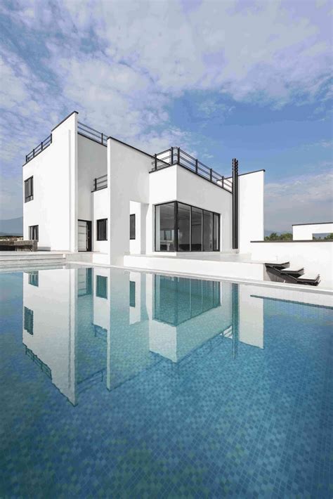 Rostam White Villa Designed By Mohammadvilla