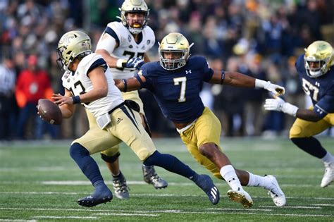 Isaiah Foskey Edge Notre Dame Nfl Draft Scouting Report Bettersport Multi Sports
