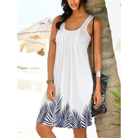 Awesome 47 Simple Beach Fashion For You Casual Beach Dress White