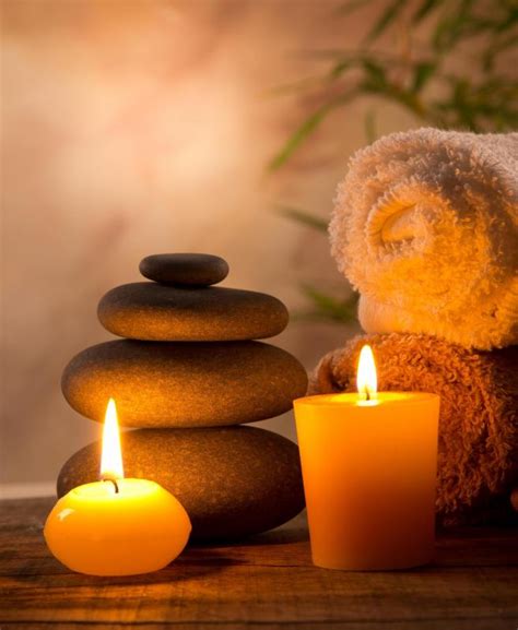 What Is A Hot Stone Massage With Pictures