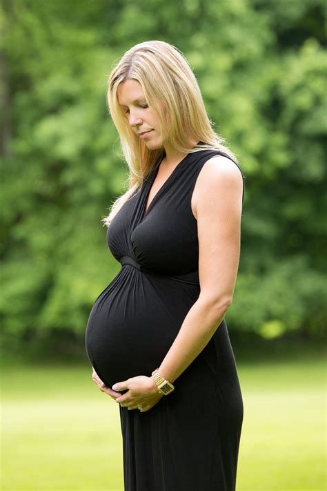 New Canaan Maternity Photo Shoots Beautiful Mom To Be