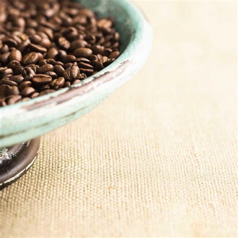 Touch device users, explore by touch or with swipe gestures. Pork Tenderloin with a Coffee Dry Rub | Ricardo | Recipe ...