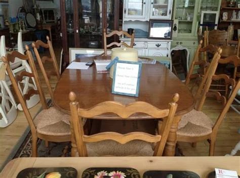 Our 4 chair dining sets are a must have for any dining room. 4 Chair dining table used for 6 months for Sale in ...
