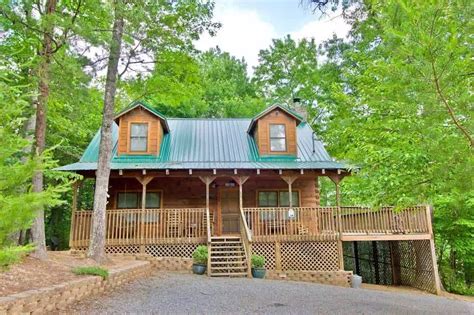 Top 4 Reasons Why Guests Return To Our Cabins In The Smokies For Their