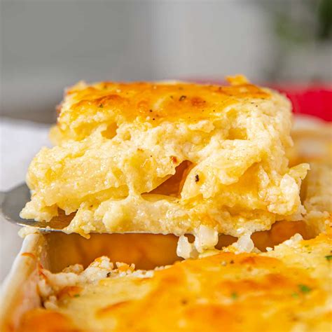 Easy Cheesy Garlic Scalloped Potatoes Recipe Dinner Then Dessert