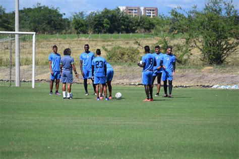 Los 'auriverdes' visitarán a las 8 de la noche a deportes quindío, en el estadio centenario de. DEPORTES TOLIMA CONFIRMÓ CONVOCADOS PARA VISITAR A JUNIOR ...