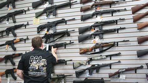 3 Of Americans Own Half The Countrys 265 Million Guns