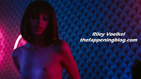 Riley Voelkel Nude Sexy Collection Photos Gifs Videos