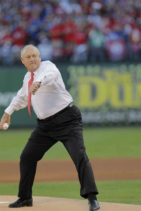 Ex-Astro Nolan Ryan reportedly on verge of leaving Texas Rangers