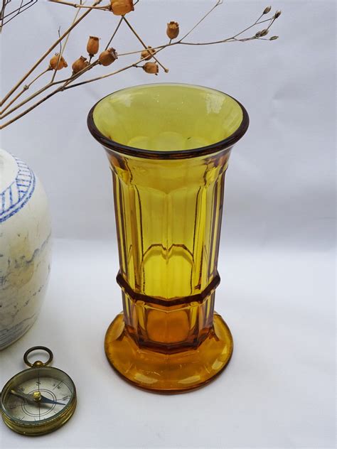 Art Deco Davidson Amber Column Vase Showpiece Antiques