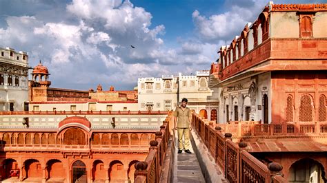 Top 10 Famous Place To Visit In Rajasthan In 2024
