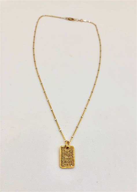 diamond-tag-pendant-necklace