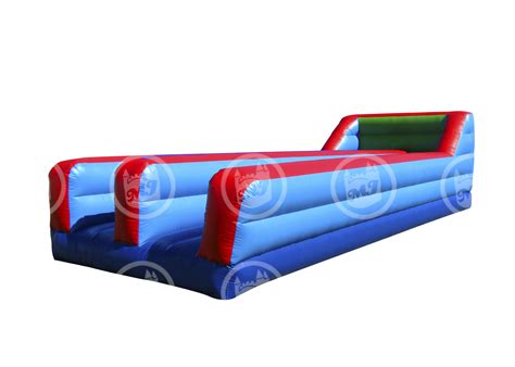 the inflatable bungee run is an interactive game where 2 people are tied to the inflatable and