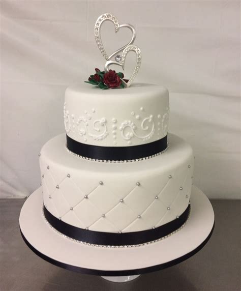 2 Tier Wedding Cake Annettes Heavenly Cakes