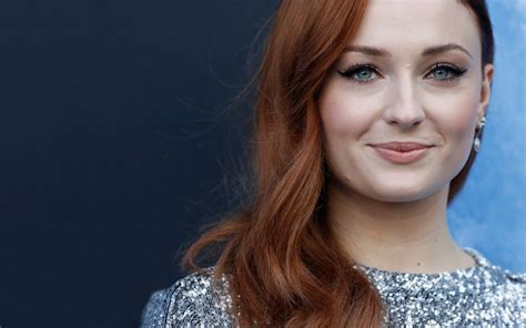 Desktop Wallpaper Sophie Turner Smile Long Hair 2017 Hd Image