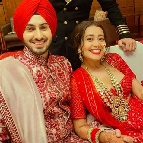 Every Candid Photos From Neha Kakkar And Rohanpreet Singhs Wedding Gala