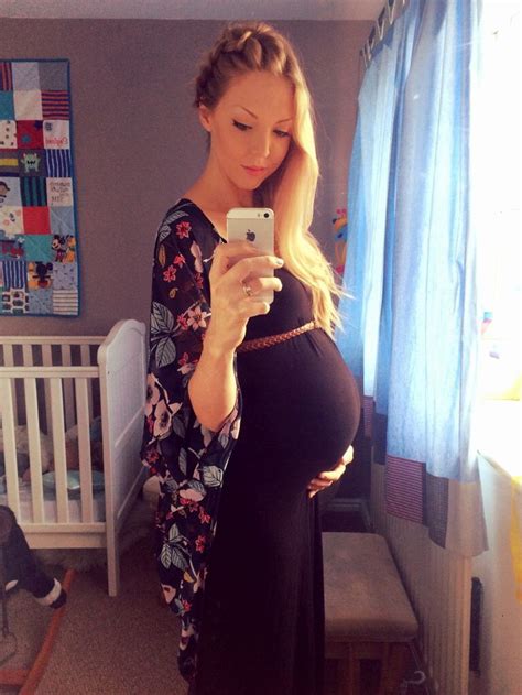 17 Best Images About Pregnant Selfies On Pinterest