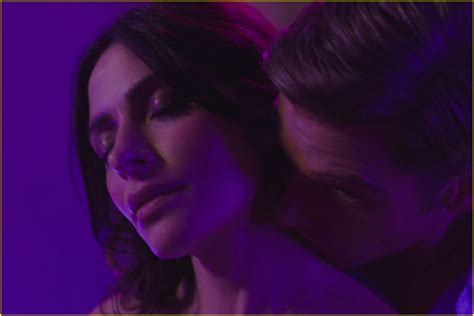 Sex Life Renewed For Season 2 Netflix Reveals Just How Popular The Show Is Photo 4633490
