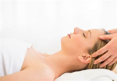 Craniosacral Therapy What Is It The Professional Massage Academy